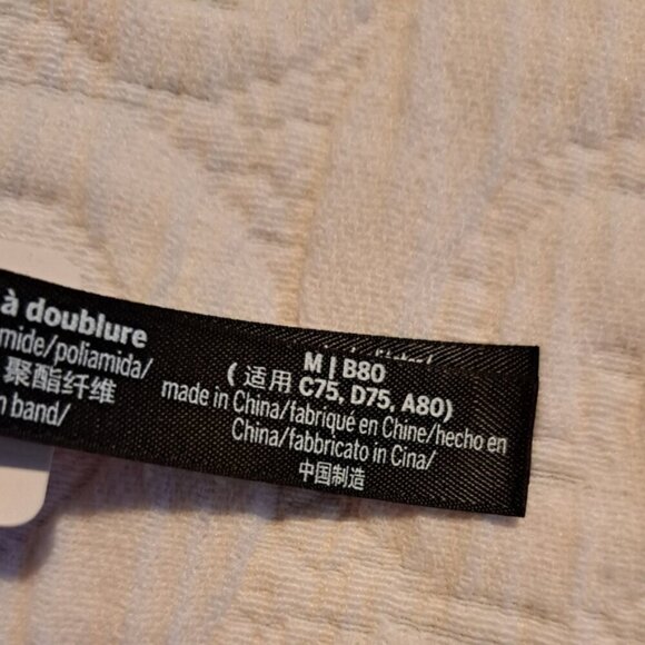 Pink Victoria's Secret size Medium Cool & Comfy wireless light lined, New - Picture 6 of 6